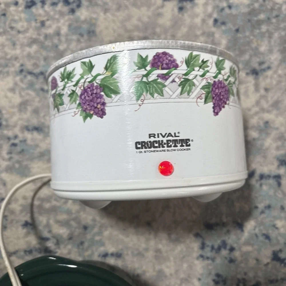 Rival Crock-ETTE 3200 Slow Cooker 1 QT Grapes Crockpot Rem. Stoneware VGC NO TOP